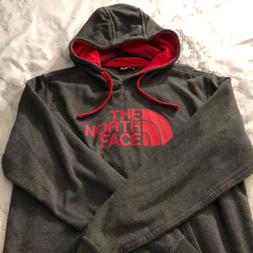 THE NORTH FACE hoodie
